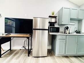 1367 Riverland Rd in Fort Lauderdale, FL - Building Photo - Building Photo