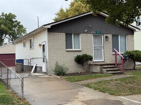 7219 Hupp Ave in Warren, MI - Building Photo