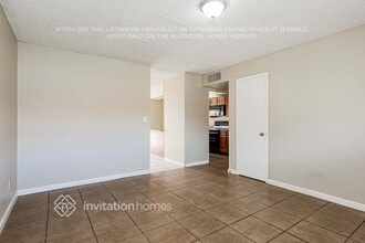 8233 W Indianola Ave in Phoenix, AZ - Building Photo - Building Photo