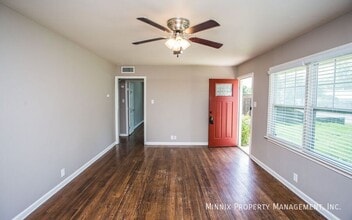 4416 43rd St in Lubbock, TX - Building Photo - Building Photo