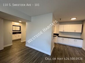 110 Sweetzer Ave in Los Angeles, CA - Building Photo - Building Photo