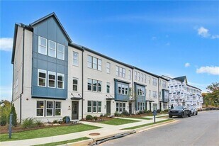 2637 Camphor Xing in Smyrna, GA - Building Photo