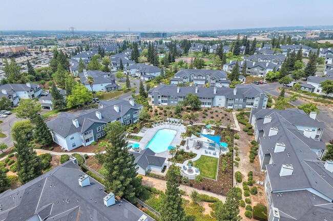 Rosemeade at Olympus Pointe
