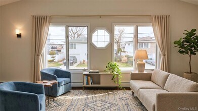 468 Nassau Ave in Freeport, NY - Building Photo - Building Photo