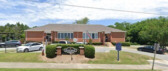 324 W Jones St in Fuquay Varina, NC - Building Photo