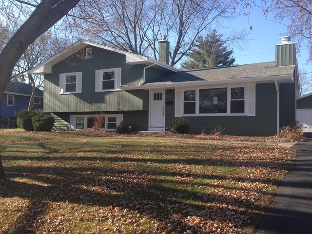 property at 39 Elmwood Dr
