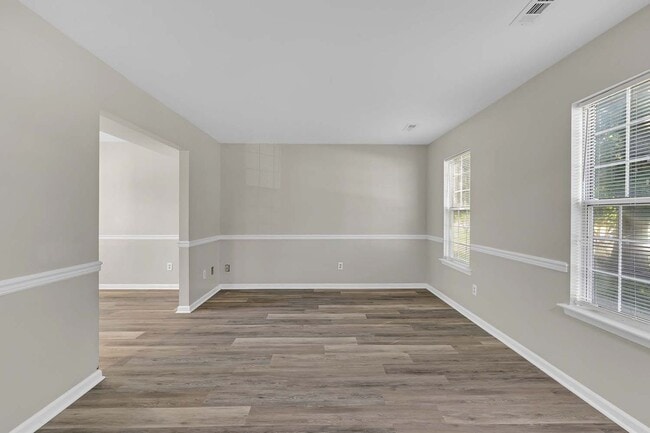 525 Great Park Dr in Newport News, VA - Building Photo - Building Photo
