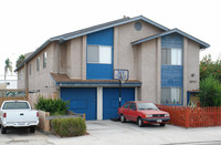 4575 Oregon St in San Diego, CA - Building Photo - Building Photo