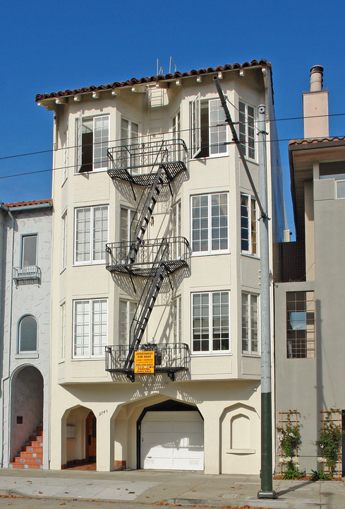 3745 Divisadero St in San Francisco, CA - Building Photo