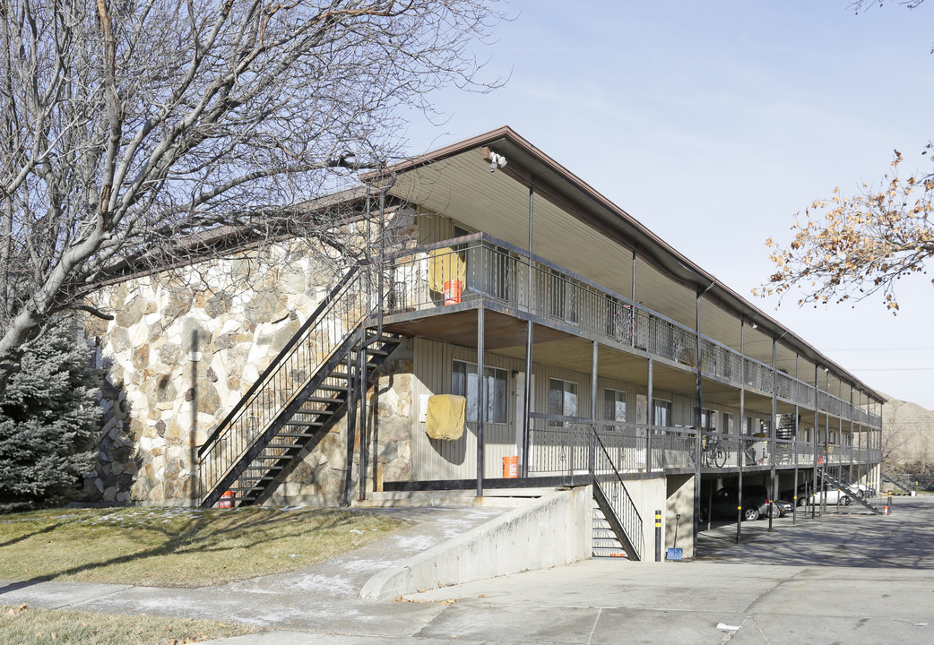 Murray Place Apartments in Salt Lake City, UT - Building Photo