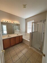 13276 Bainbridge Way in Spring Hill, FL - Building Photo - Building Photo