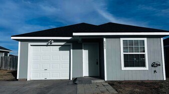 8903 Terrell Ave in Lubbock, TX - Building Photo