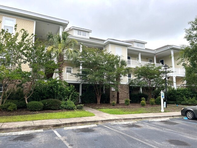 property at 330 Kiskadee Loop