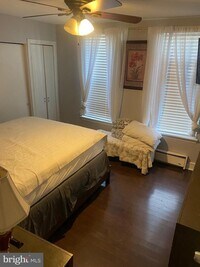 5023 Wayne Ave photo'