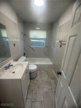 2835 Evans Ave in Ft. Myers, FL - Foto de edificio - Building Photo