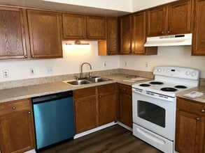 433 Ridgefield Ave in Stephens City, VA - Building Photo - Building Photo