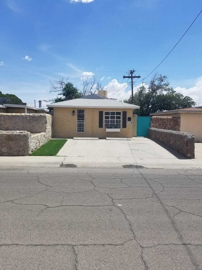 property at 1521 B St