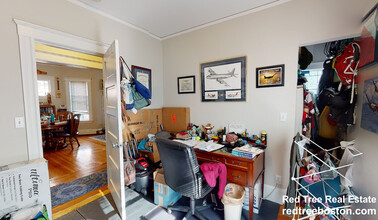 8 Chapman Pl, Unit 2 in Cambridge, MA - Building Photo - Building Photo