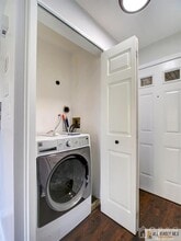 105 Longfield Ct in East Brunswick, NJ - Building Photo - Building Photo