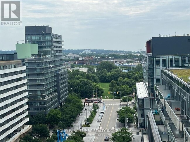 425 Front St E in Toronto, ON - Building Photo - Building Photo