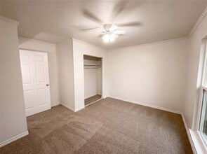 3732 Sugarberry Dr in Mesquite, TX - Building Photo - Building Photo