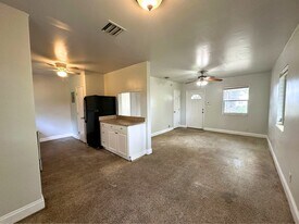 1206 NW 17th Ave in Fort Lauderdale, FL - Building Photo