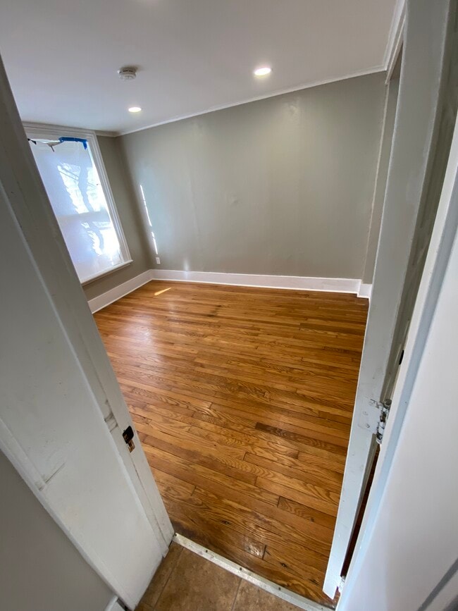 366 Hudson Ave, Unit 1st in Albany, NY - Building Photo - Building Photo