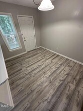 925 Hearthridge Ct, Unit A in Raleigh, NC - Building Photo - Building Photo