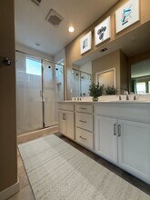 3327 Forney Wy in Sacramento, CA - Building Photo - Building Photo