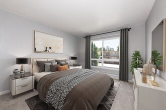 Woodland Park in East Palo Alto, CA - Building Photo - Building Photo