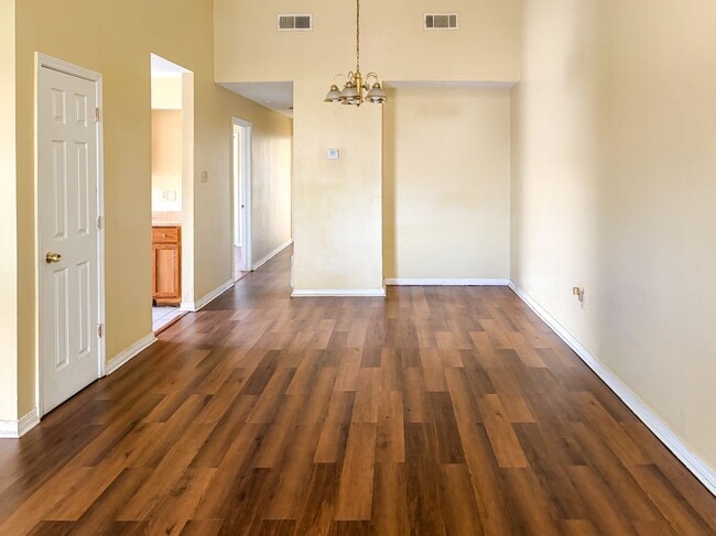 7621 Alabama St in New Orleans, LA - Building Photo - Building Photo