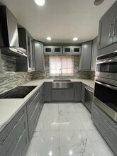 3011 NW 48th Ave in Coconut Creek, FL - Building Photo - Building Photo