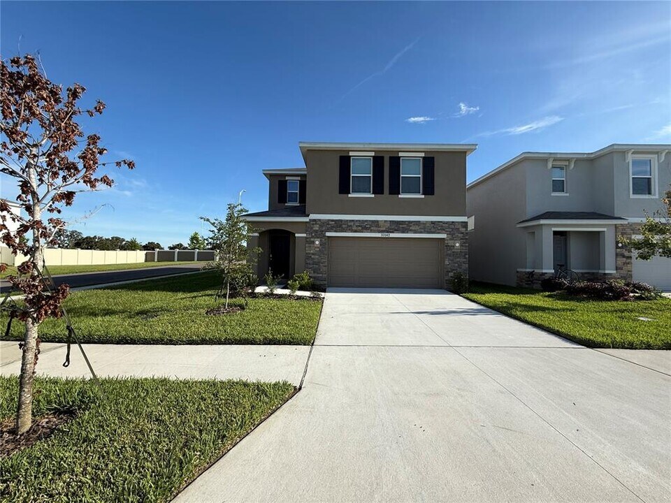 33142 Osprey Peak Wy in San Antonio, FL - Building Photo