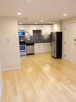 11 Commonwealth Ct in Boston, MA - Building Photo