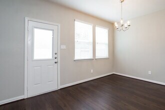 2802 Mesquite Ridge Dr in Houston, TX - Building Photo - Building Photo