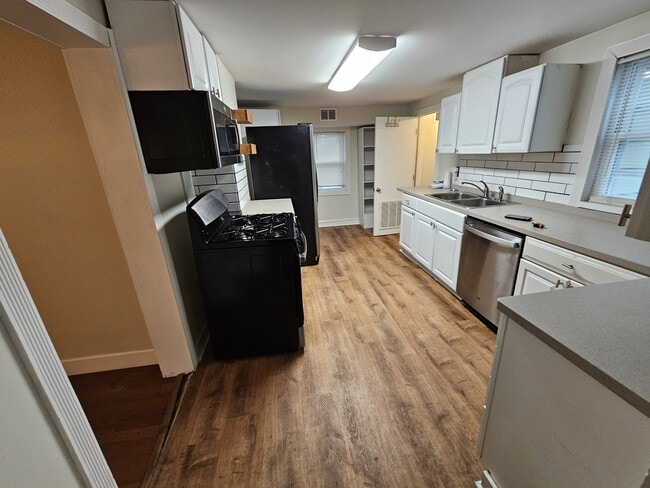 2481 Professor St in Cleveland, OH - Building Photo - Building Photo