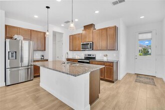 3280 Canna Lily Pl in Clermont, FL - Building Photo - Building Photo