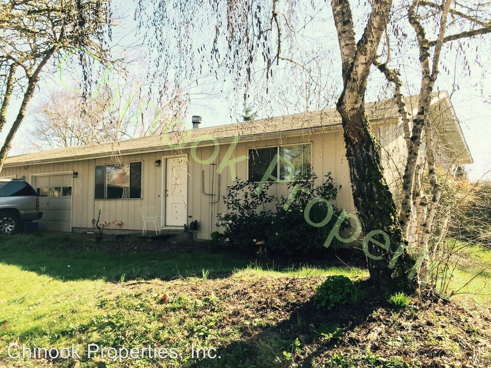 1920 Brewer Ave in Eugene, OR - Building Photo