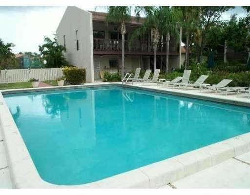 160 NW 70th St-Unit -2050 in Boca Raton, FL - Building Photo - Building Photo
