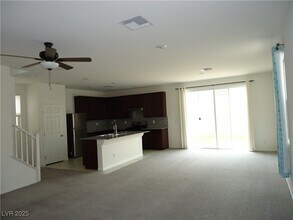 7619 W Mistral Ave in Las Vegas, NV - Building Photo - Building Photo