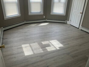 62 Trafford St in Quincy, MA - Building Photo - Building Photo