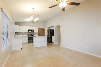 12650 W Paradise Dr in El Mirage, AZ - Building Photo - Building Photo