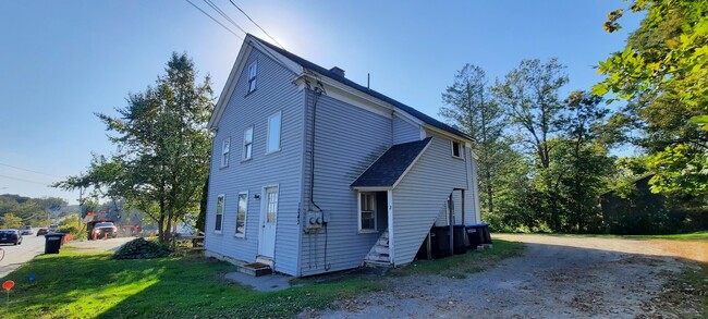 1043 Stillwater Ave, Unit 1043 Stillwater Ave Apt 2 in Old Town, ME - Building Photo - Building Photo