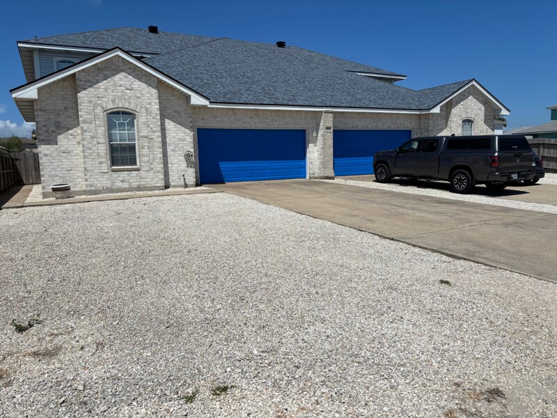 15505 Palmira Ave in Corpus Christi, TX - Foto de edificio