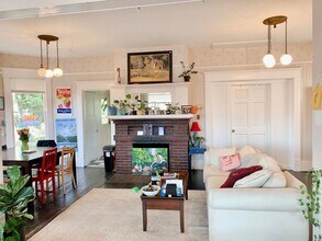 922 N Garden St in Bellingham, WA - Building Photo - Building Photo