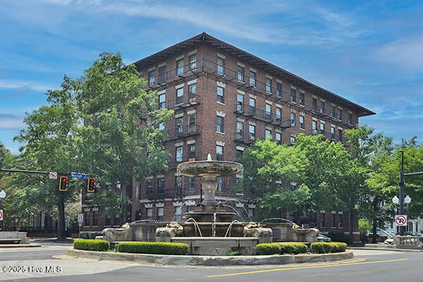 property at 420 Market St