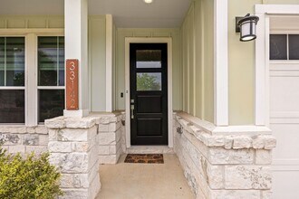 33142 School Hl Rd in Fulshear, TX - Building Photo - Building Photo