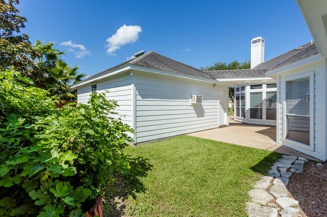 property at 21915 Rivergate Ct