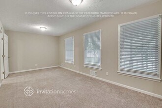 6236 Shallow Creek Ln in Douglasville, GA - Foto de edificio - Building Photo