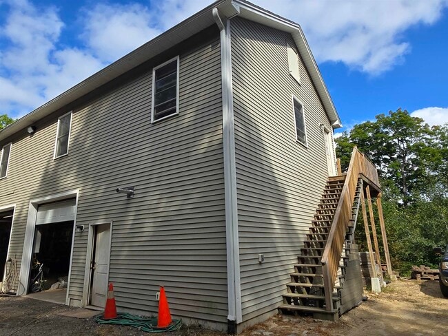 305 Rand Hill Rd in Alton, NH - Building Photo - Building Photo